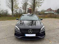 Schwarz Gebraucht 2018 Mercedes 220 Edition Coupé | 26.000 €