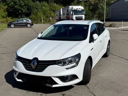 Weiß Gebraucht 2017 Renault Mégane IV Intens Limousine | 13.500 € (Etwas zu teuer)