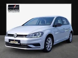Grau Gebraucht 2017 VW Golf VII Trendline Limousine | 13.990 € (Guter Preis)