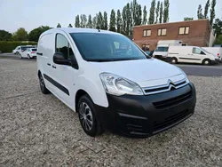 Weiß Gebraucht 2018 Citroën Berlingo Van / Kleinbus | 7.500 € (Guter Preis)