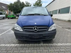 Blau Gebraucht 2014 Mercedes Vito Van / Kleinbus | 8.999 € (Fairer Preis)