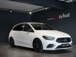 Weiß Gebraucht 2020 Mercedes B200 AMG Van / Kleinbus | 25.450 € (Fairer Preis)