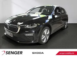 Schwarz Gebraucht 2024 Skoda Scala Loft Kleinwagen | 27.991 € (Teuer)