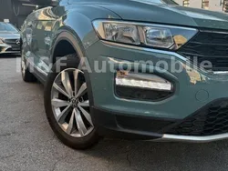 Grün Gebraucht 2021 VW T-Roc Cabriolet Style Cabrio | 23.990 € (Guter Preis)