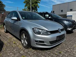 Silber Gebraucht 2013 VW Golf VII Comfortline Limousine | 9.000 € (Etwas zu teuer)