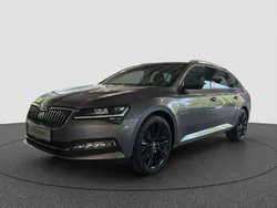 Grau Gebraucht 2023 Skoda Superb Style Kombi | 32.490 € (Fairer Preis)