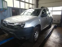 Grau Gebraucht 2011 Dacia Duster Ambiance SUV | 5.000 € (Guter Preis)