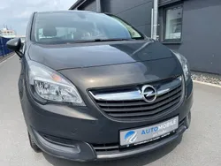 Grau Gebraucht 2016 Opel Meriva Van / Kleinbus | 5.790 € (Guter Preis)