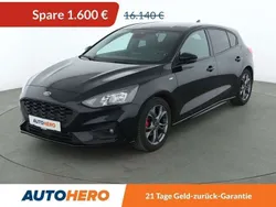 Schwarz Gebraucht 2019 Ford Focus ST-Line Limousine | 14.540 € (Etwas zu teuer)