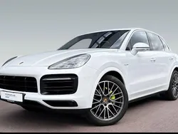 Carraraweißmetallic Gebraucht 2021 Porsche Cayenne SUV | 74.900 € (Superpreis)