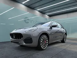 Grau Gebraucht 2024 Maserati Grecale SUV | 85.899 € (Etwas zu teuer)