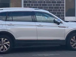 Weiß Gebraucht 2022 VW Tiguan Allspace Life SUV | 33.000 € (Guter Preis)