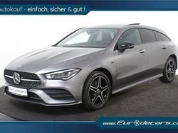 Grau Gebraucht 2021 Mercedes CLA250e AMG line Limousine | 26.850 € (Fairer Preis)
