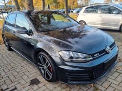Carbon steel grey Gebraucht 2016 VW Golf VII Sound Limousine | 15.480 € (Etwas zu teuer)
