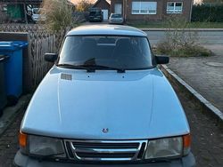 Blau Gebraucht 1990 Saab 900 Kleinwagen | 2.500 €