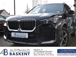 Schwarz Gebraucht 2023 BMW X1 Sport Line SUV | 40.890 € (Fairer Preis)