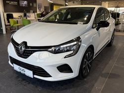 Weiß Gebraucht 2023 Renault Clio V Equilibre Limousine | 13.390 € (Superpreis)