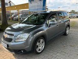 Grau Gebraucht 2013 Chevrolet Orlando LTZ Van / Kleinbus | 5.649 € (Fairer Preis)