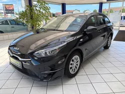 Schwarz Gebraucht 2024 Kia Ceed Sportswagon Kombi | 16.995 € (Superpreis)