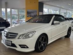 Calcitweiss (metallic) Gebraucht 2010 Mercedes E500 AMG line Cabrio | 23.999 € (Fairer Preis)
