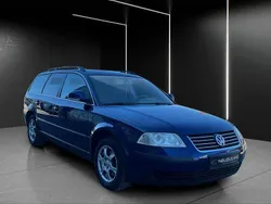 Blau Gebraucht 2005 VW Passat Family Kombi | 3.500 € (Fairer Preis)