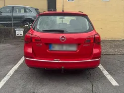 Rot Gebraucht 2013 Opel Astra Eco Kombi | 4.500 € (Fairer Preis)