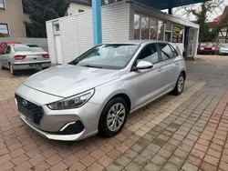 Grau Gebraucht 2019 Hyundai i30 Limousine | 7.950 € (Guter Preis)