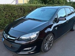 Braun Gebraucht 2013 Opel Astra Active Kombi | 5.500 € (Teuer)