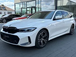 Weiß Gebraucht 2023 BMW 318 M Sport Kombi | 35.890 € (Etwas zu teuer)