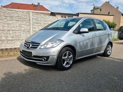 Grau Gebraucht 2009 Mercedes A180 Elegance Kleinwagen | 4.500 € (Guter Preis)