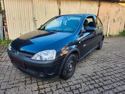 Blau Gebraucht 2002 Opel Corsa Comfort Kleinwagen | 750 € (Superpreis)