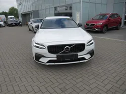 Weiß Gebraucht 2021 Volvo V90 R-Design Kombi | 38.000 € (Guter Preis)