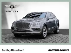 Grau hallmark metallic Gebraucht 2020 Bentley Bentayga SUV | 139.900 €