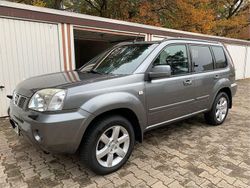 Grau Gebraucht 2007 Nissan X-Trail SUV | 4.950 € (Guter Preis)