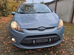 Grau Gebraucht 2010 Ford Fiesta Kleinwagen | 2.500 € (Fairer Preis)