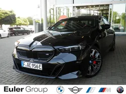 Black sapphire metallic Gebraucht 2025 BMW i5 Sport Line Limousine | 108.499 €
