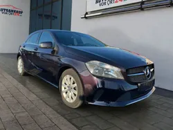 Nordlichtviolett Gebraucht 2016 Mercedes A160 Limousine | 12.980 € (Guter Preis)