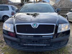 Schwarz Gebraucht 2012 Skoda Octavia Kombi | 6.300 € (Superpreis)