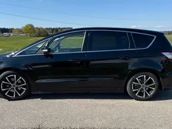 Schwarz Gebraucht 2018 Ford S-MAX Titanium Van / Kleinbus | 21.000 € (Fairer Preis)