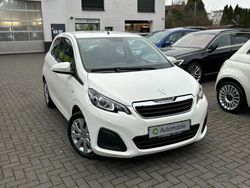 Weiß Gebraucht 2017 Peugeot 108 Active Kleinwagen | 5.999 € (Fairer Preis)