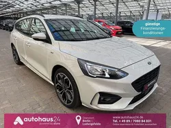 Weiß Gebraucht 2021 Ford Focus ST-Line Kombi | 17.990 € (Superpreis)