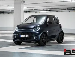 Schwarz Gebraucht 2021 Smart ForTwo Electric Drive Brabus Limousine | 13.490 € (Fairer Preis)
