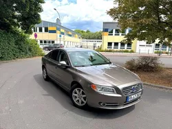 Grau Gebraucht 2009 Volvo S80 Momentum Limousine | 11.200 € (Teuer)