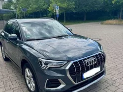 Grau Gebraucht 2019 Audi Q3 Advanced SUV | 23.490 € (Fairer Preis)