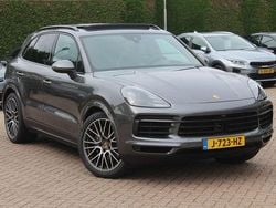 Grau Gebraucht 2020 Porsche Cayenne SUV | 52.950 € (Superpreis)
