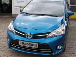 Blau Gebraucht 2013 Toyota Verso Life Van / Kleinbus | 11.890 € (Fairer Preis)