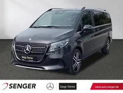 Grau Gebraucht 2025 Mercedes V300 Avantgarde Van / Kleinbus | 77.950 € (Superpreis)