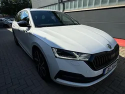 Weiß Gebraucht 2021 Skoda Octavia First Edition Kombi | 19.490 € (Teuer)