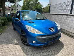 Blau Gebraucht 2009 Peugeot 206+ Kleinwagen | 1.750 € (Fairer Preis)