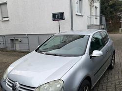 Silber Gebraucht 2005 VW Golf IV Comfortline Limousine | 1.299 € (Superpreis)